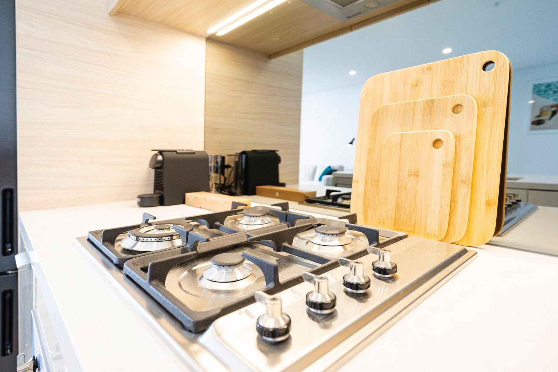 Surfers Paradise New Beachfront Apartments Gold Coast Eksteriør billede
