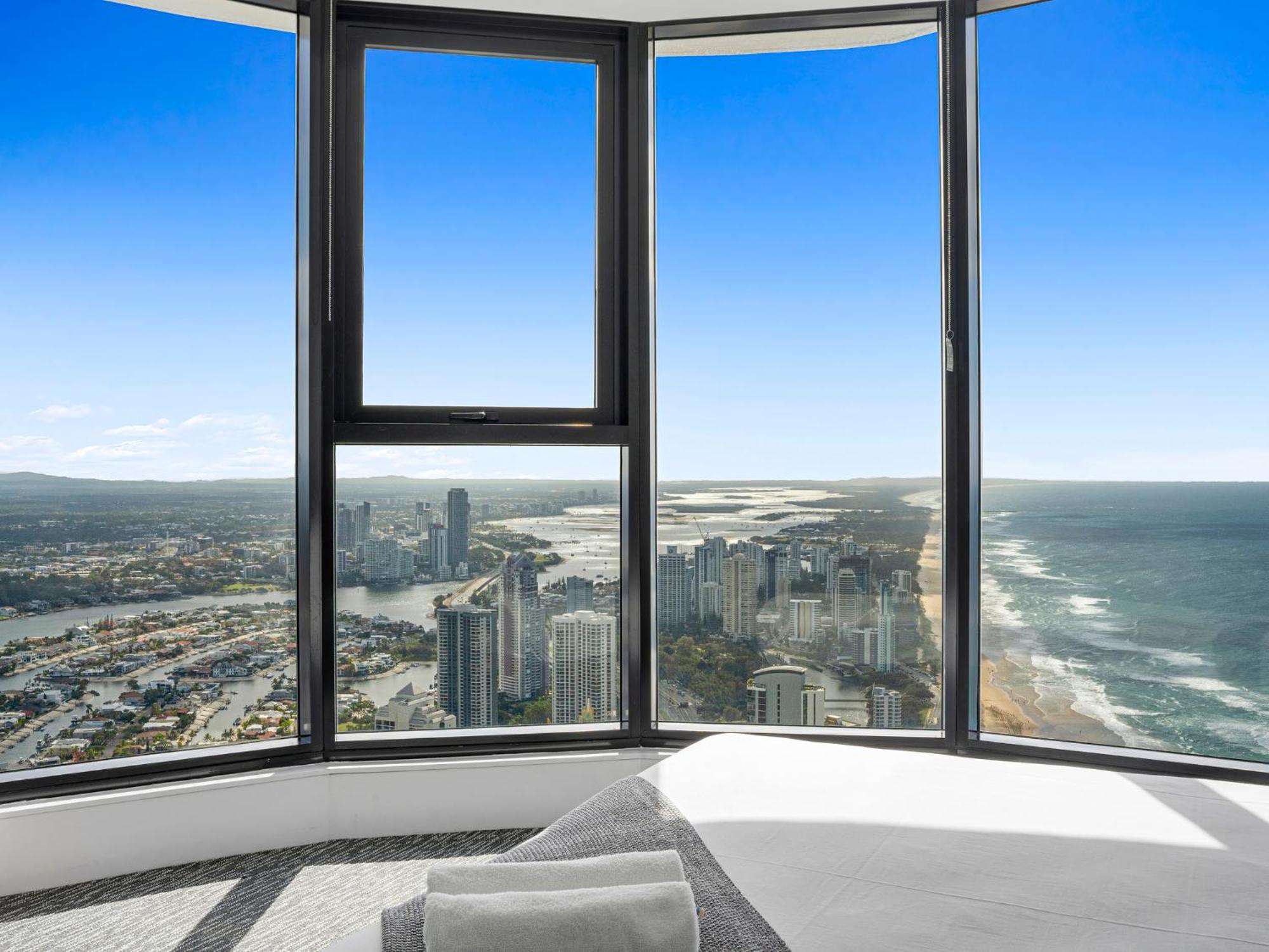 Surfers Paradise New Beachfront Apartments Gold Coast Eksteriør billede