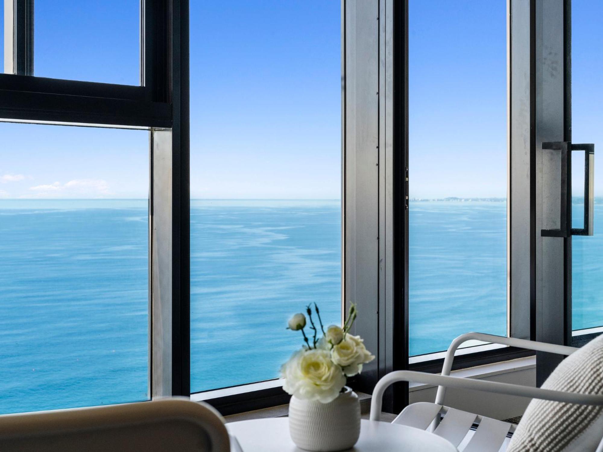 Surfers Paradise New Beachfront Apartments Gold Coast Værelse billede
