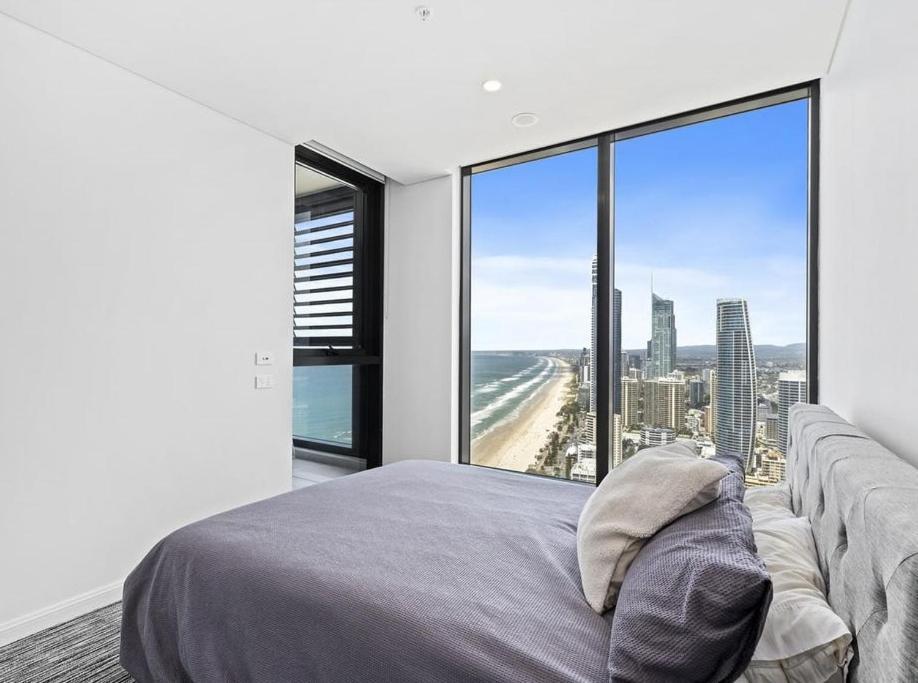 Surfers Paradise New Beachfront Apartments Gold Coast Eksteriør billede